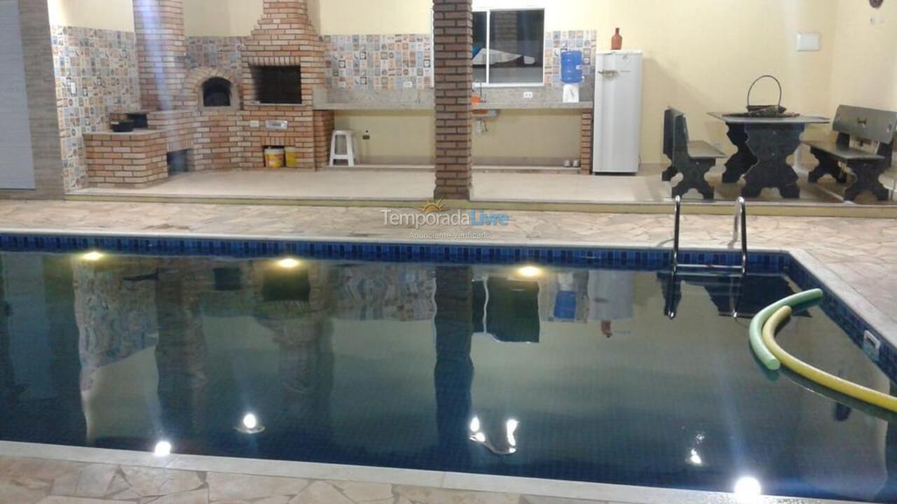 Casa para aluguel de temporada em Quadra (Ninho Verde 1)