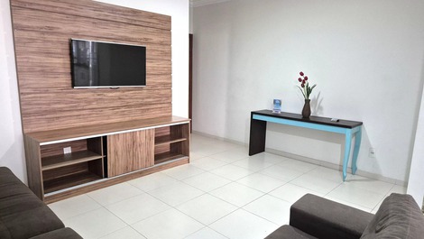 3 habitaciones para 8 personas a una cuadra de Praia Grande - Ubatuba