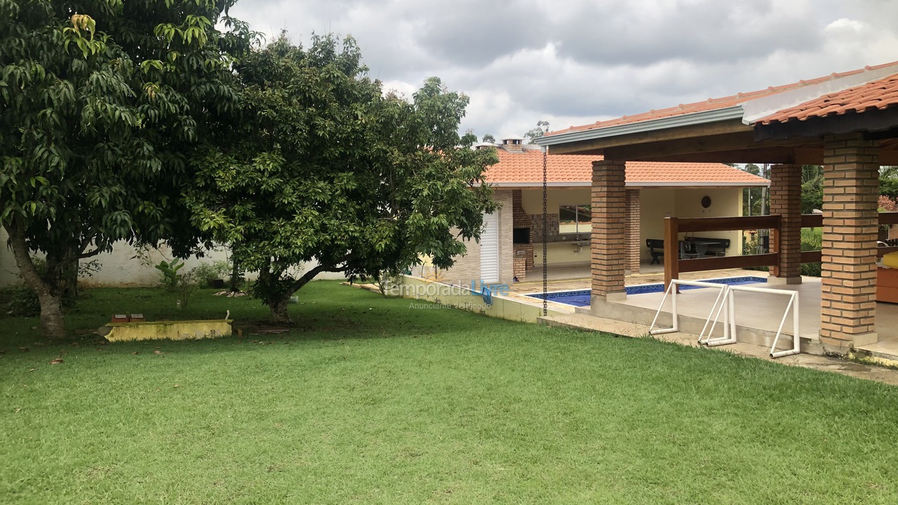 Casa para aluguel de temporada em Quadra (Ninho Verde 1)