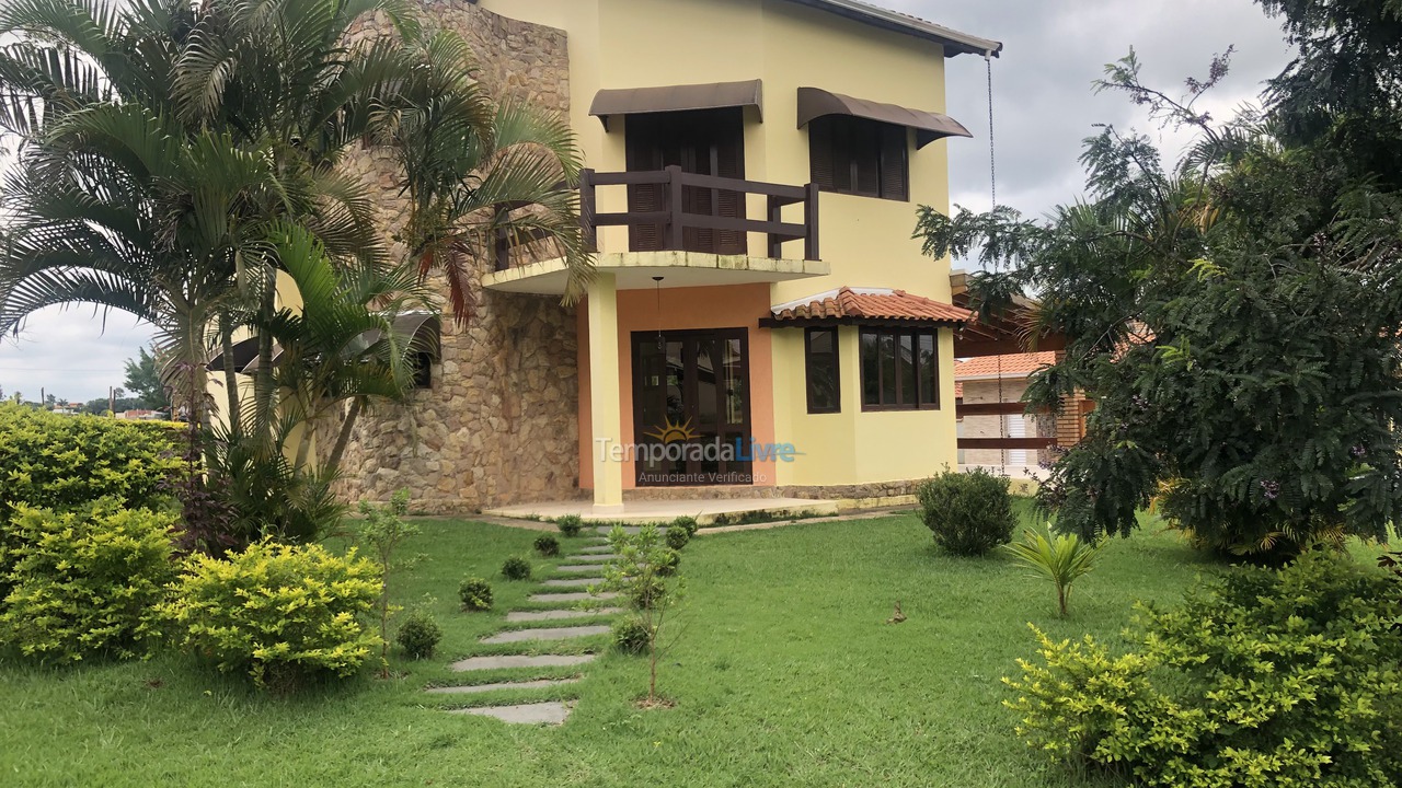 Casa para aluguel de temporada em Quadra (Ninho Verde 1)