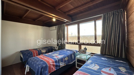 Increíble casa de playa de 7 habitaciones en Jurere Internacional