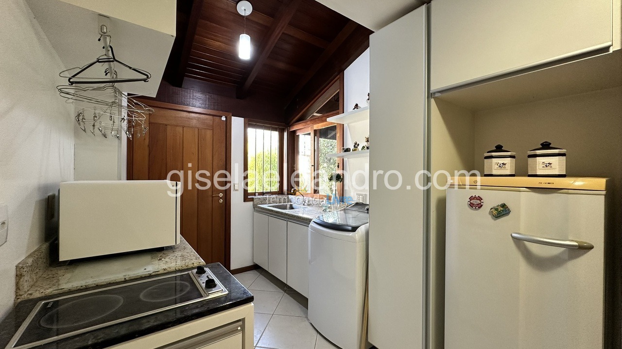 Casa para alquiler de vacaciones em Florianopolis (Jurerê Internacional)