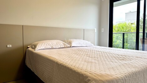 Apartamento de playa con piscina climatizada y 2 suites