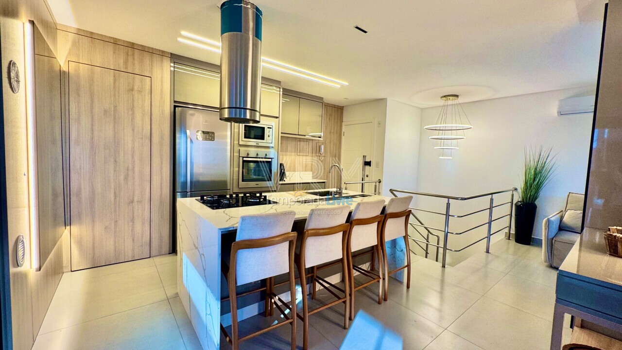 Apartamento para aluguel de temporada em Bombinhas (Canto Grande)