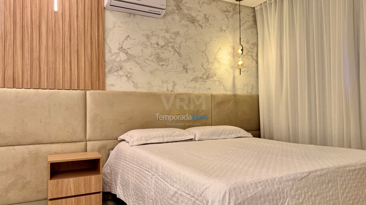 Apartamento para aluguel de temporada em Bombinhas (Canto Grande)