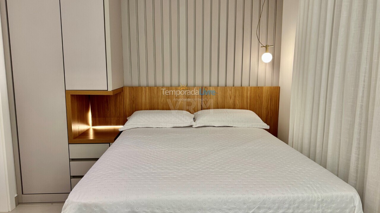 Apartamento para aluguel de temporada em Bombinhas (Canto Grande)