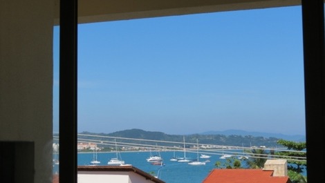 Apartamento para alugar em Florianópolis - Jurere Tradicional