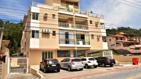 Jurerê Apartment near the sea