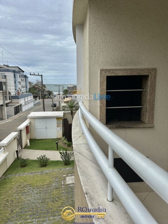 Apartamento para aluguel de temporada em Bombinhas (Praia de Bombas)