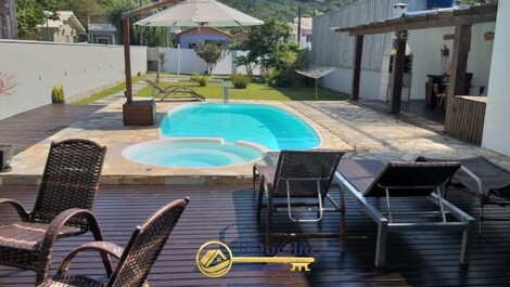 Casa para alugar em Bombinhas - Praia de Bombas