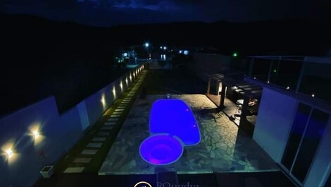 Casa com piscina 3 suítes