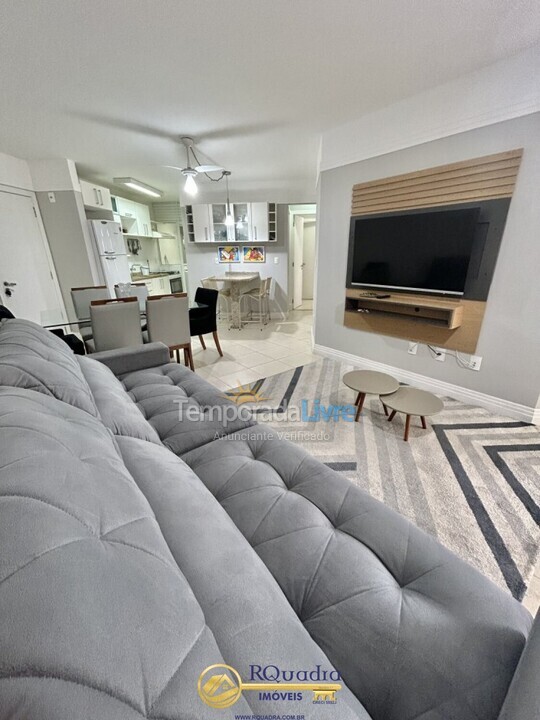 Apartamento para aluguel de temporada em Bombinhas (Praia de Bombas)