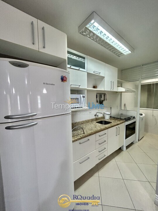 Apartamento para aluguel de temporada em Bombinhas (Praia de Bombas)