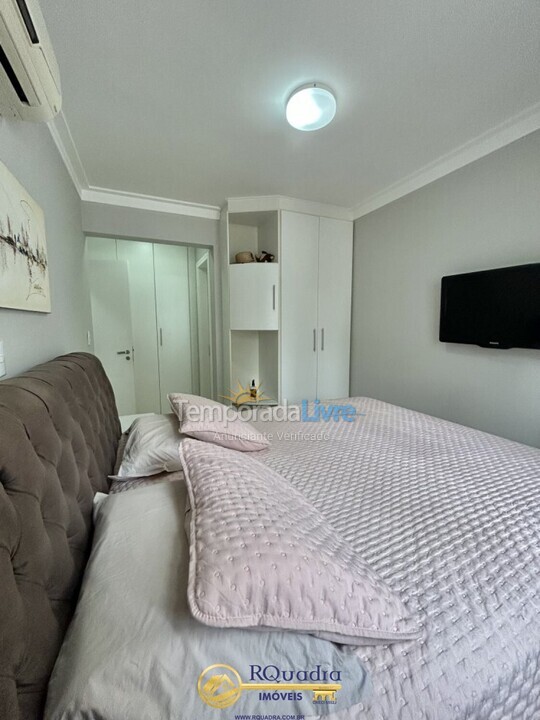 Apartamento para aluguel de temporada em Bombinhas (Praia de Bombas)