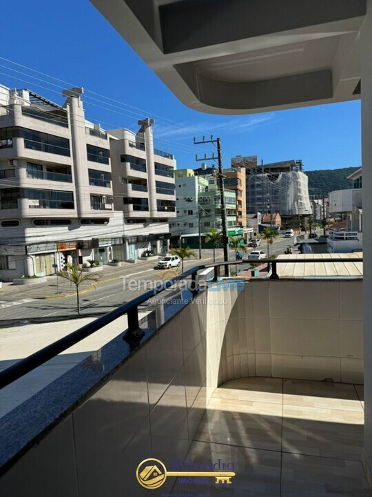 Apartment for vacation rental in Bombinhas (Praia de Bombas)