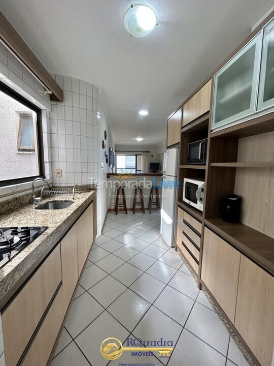 Apartamento para aluguel de temporada em Bombinhas (Praia de Bombas)