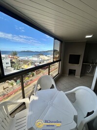 APARTAMENTO 2 DORMITORIOS COM VISTA PARA O MAR