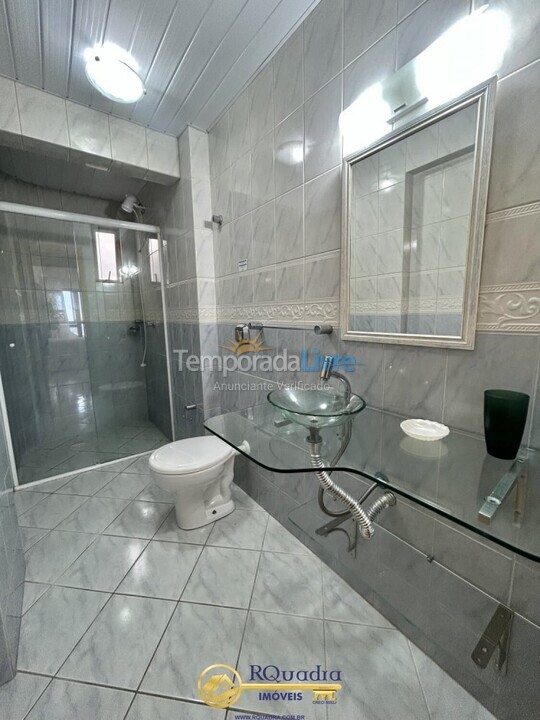 Apartamento para aluguel de temporada em Bombinhas (Praia de Bombas)