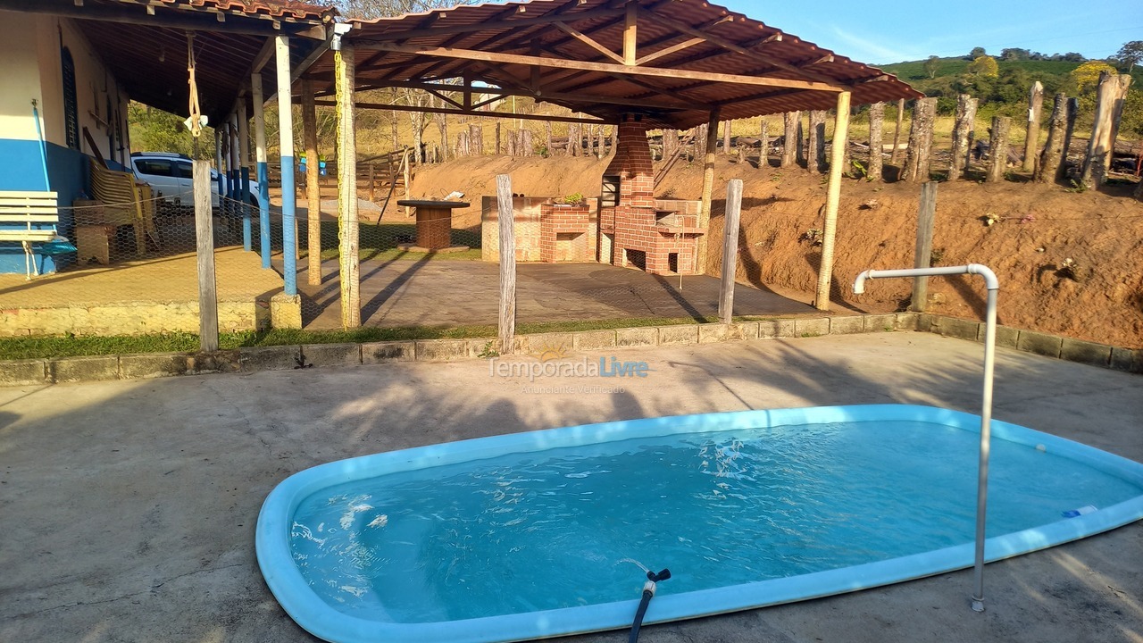 Chácara / sítio para aluguel de temporada em Soledade de Minas (Bairro Marimbondo)