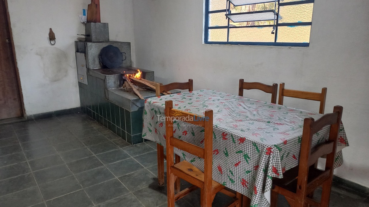 Chácara / sítio para aluguel de temporada em Soledade de Minas (Bairro Marimbondo)