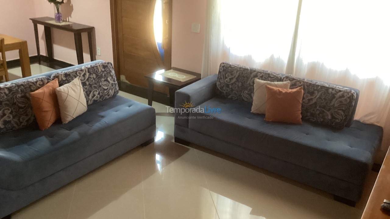 Chácara / sítio para aluguel de temporada em Bragança Paulista (Chacara Casa da Floresta)