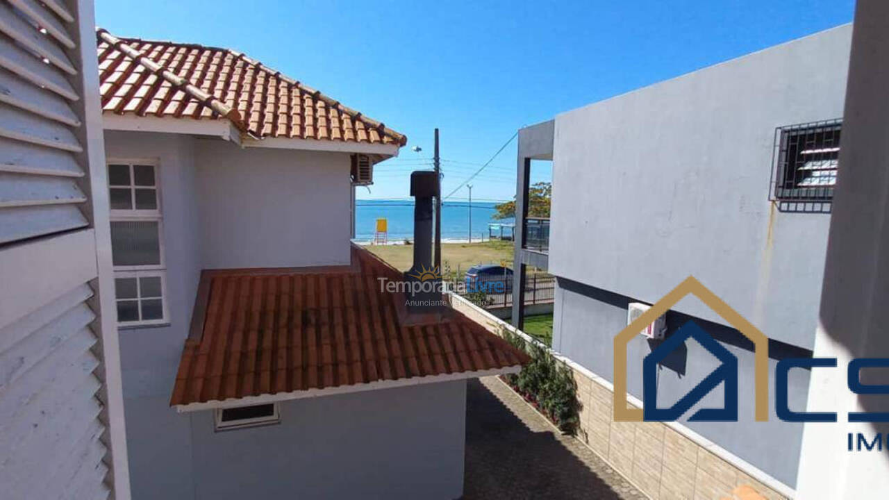 House for vacation rental in Florianopolis (Canasvieiras)