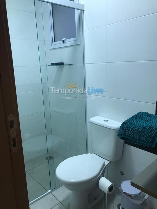 Apartamento para aluguel de temporada em Ubatuba (Praia das Toninhas)