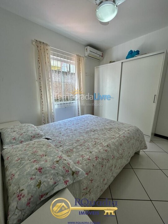 Apartamento para alquiler de vacaciones em Bombinhas (Praia de Bombas)