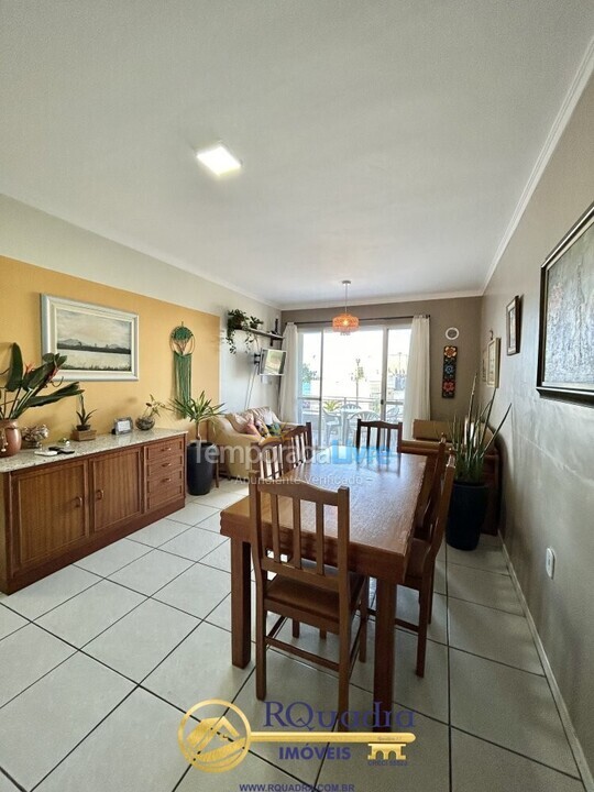 Apartamento para aluguel de temporada em Bombinhas (Praia de Bombas)