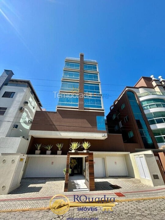 Apartment for vacation rental in Bombinhas (Praia de Bombas)