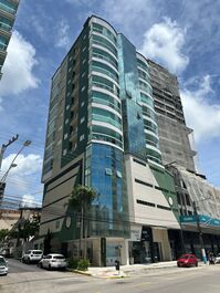 GRANDES DOS HABITACIONES CON AIRE ACONDICIONADO