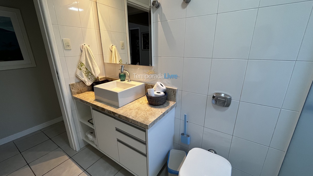 Apartamento para aluguel de temporada em Florianópolis (Lagoinha)