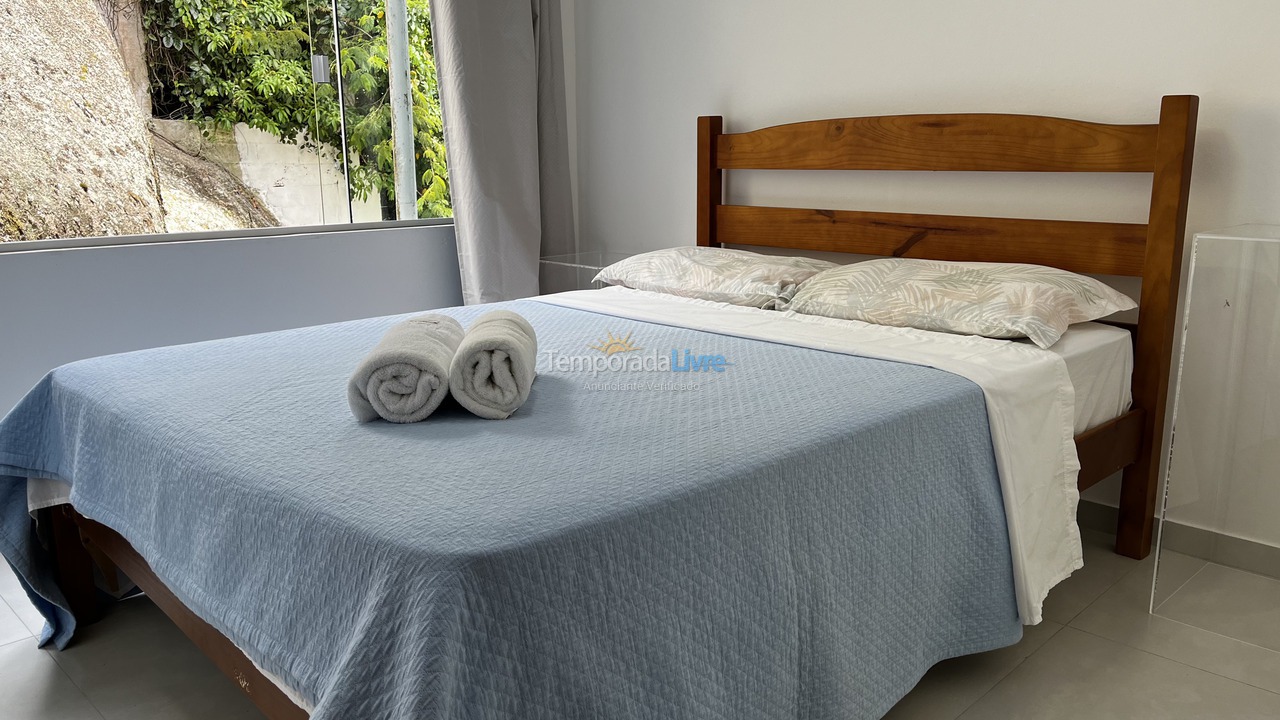 Apartamento para aluguel de temporada em Florianópolis (Praia da Lagoinha)