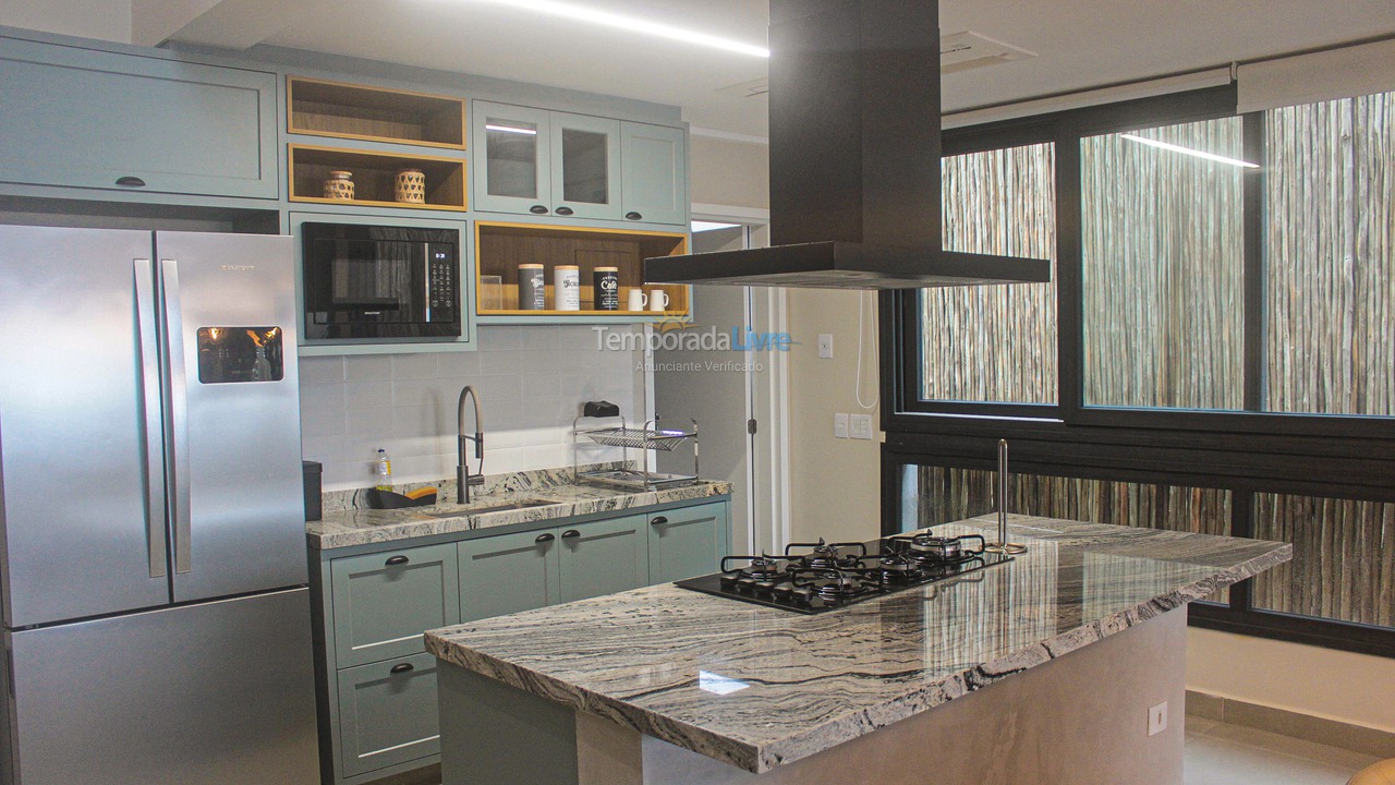 Casa para alquiler de vacaciones em São Sebastião (Camburi)