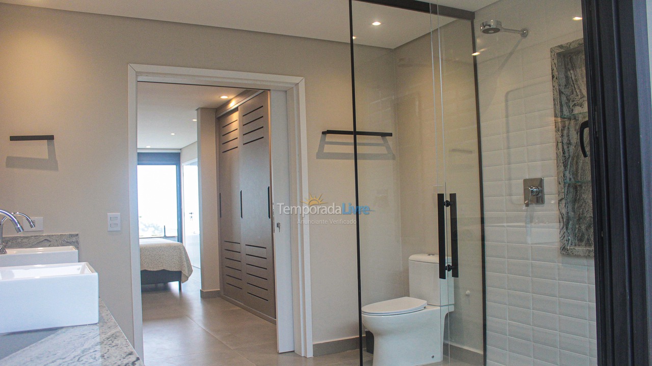 Casa para alquiler de vacaciones em São Sebastião (Camburi)