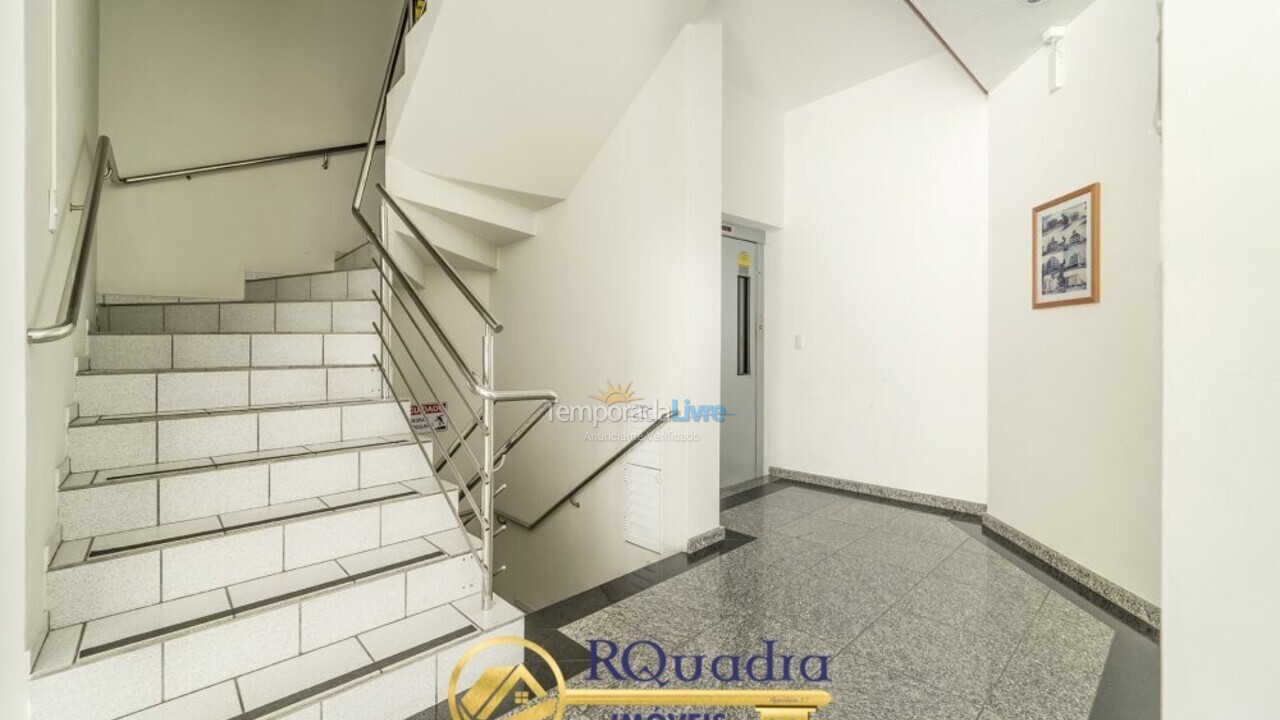 Apartamento para alquiler de vacaciones em Bombinhas (Praia de Bombas)