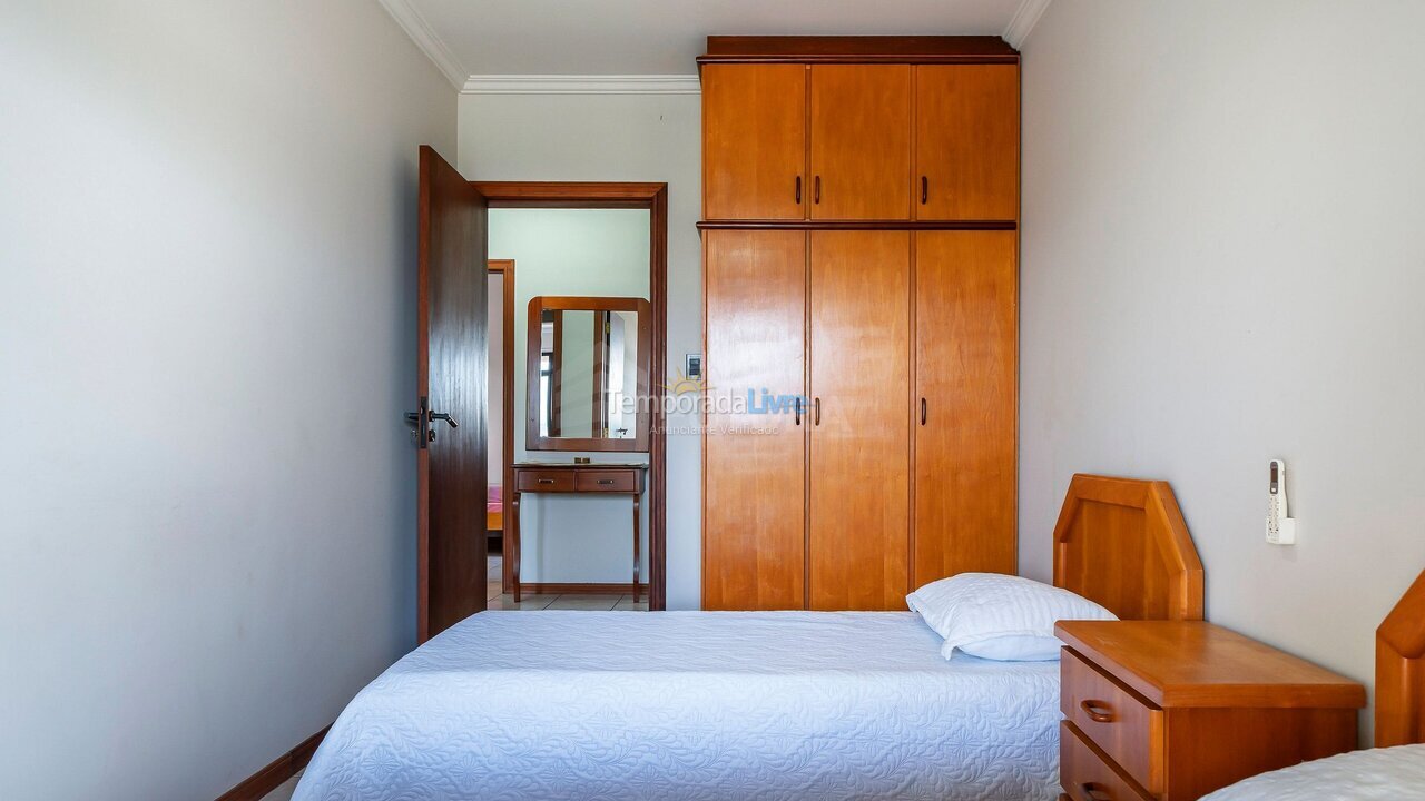 Apartamento para aluguel de temporada em Bombinhas (Praia de Bombinhas)