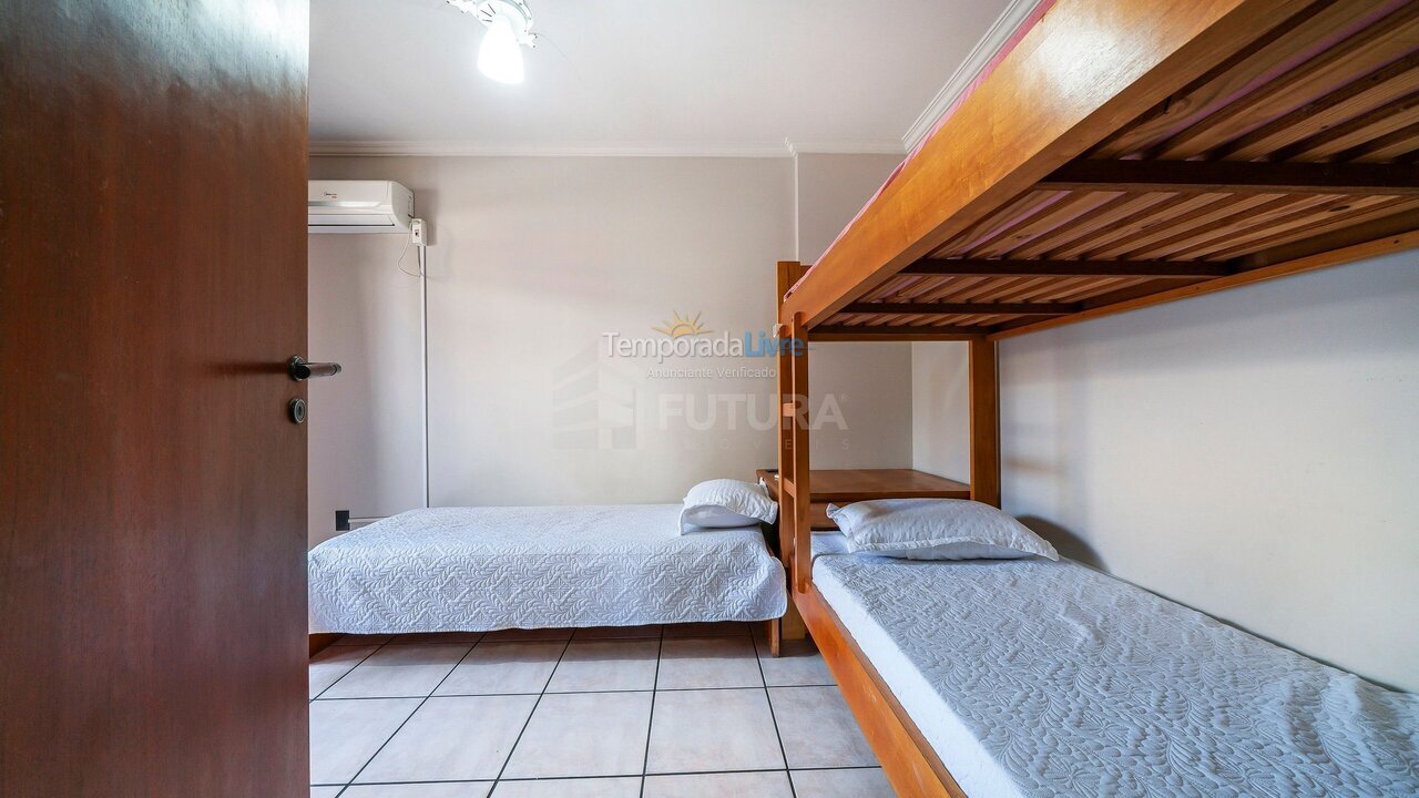 Apartamento para aluguel de temporada em Bombinhas (Praia de Bombinhas)