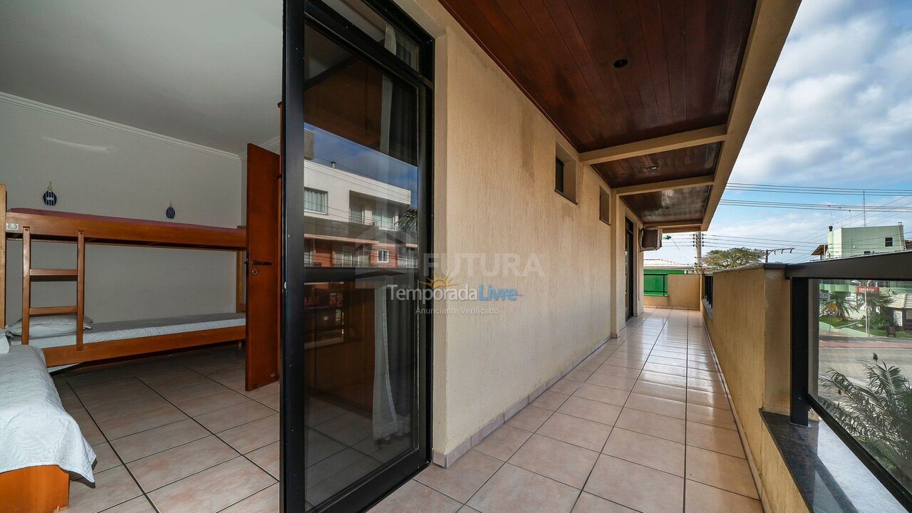 Apartamento para aluguel de temporada em Bombinhas (Praia de Bombinhas)