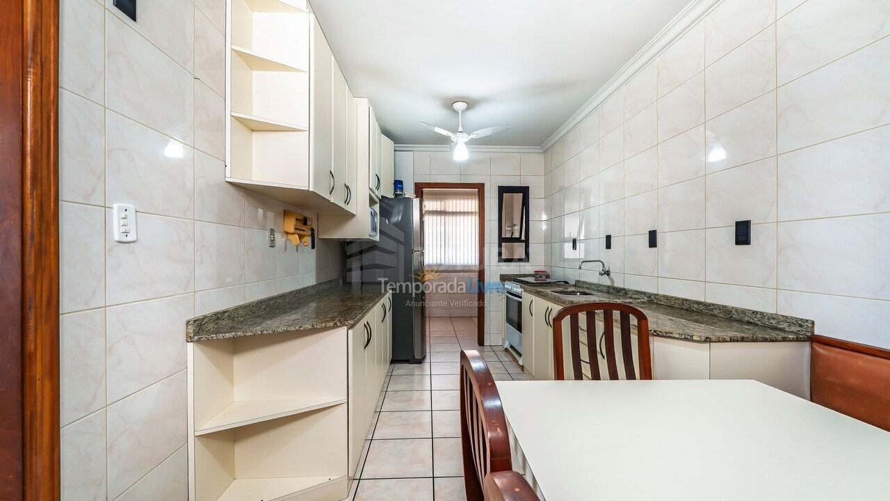 Apartamento para aluguel de temporada em Bombinhas (Praia de Bombinhas)