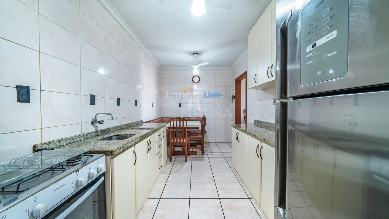 Apartamento para aluguel de temporada em Bombinhas (Praia de Bombinhas)