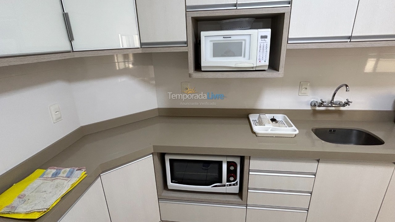 Apartment for vacation rental in Itapema (Centro)