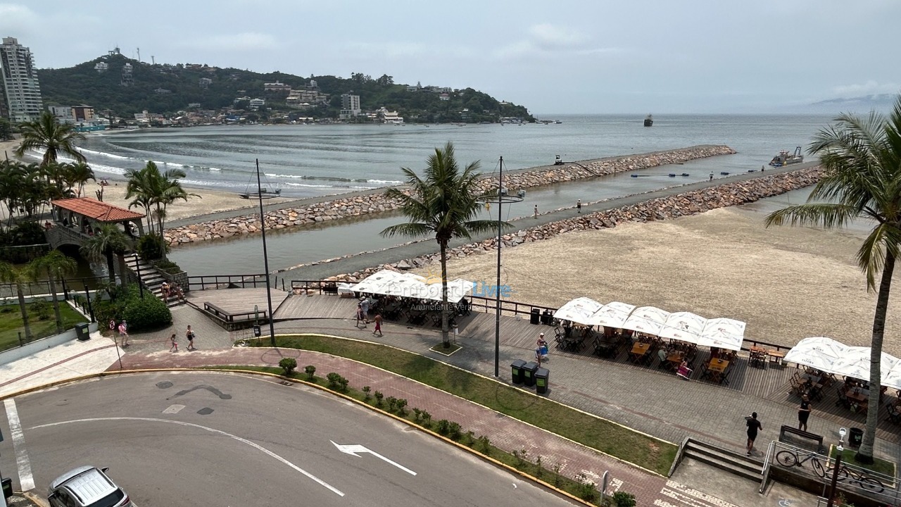 Apartment for vacation rental in Itapema (Centro)