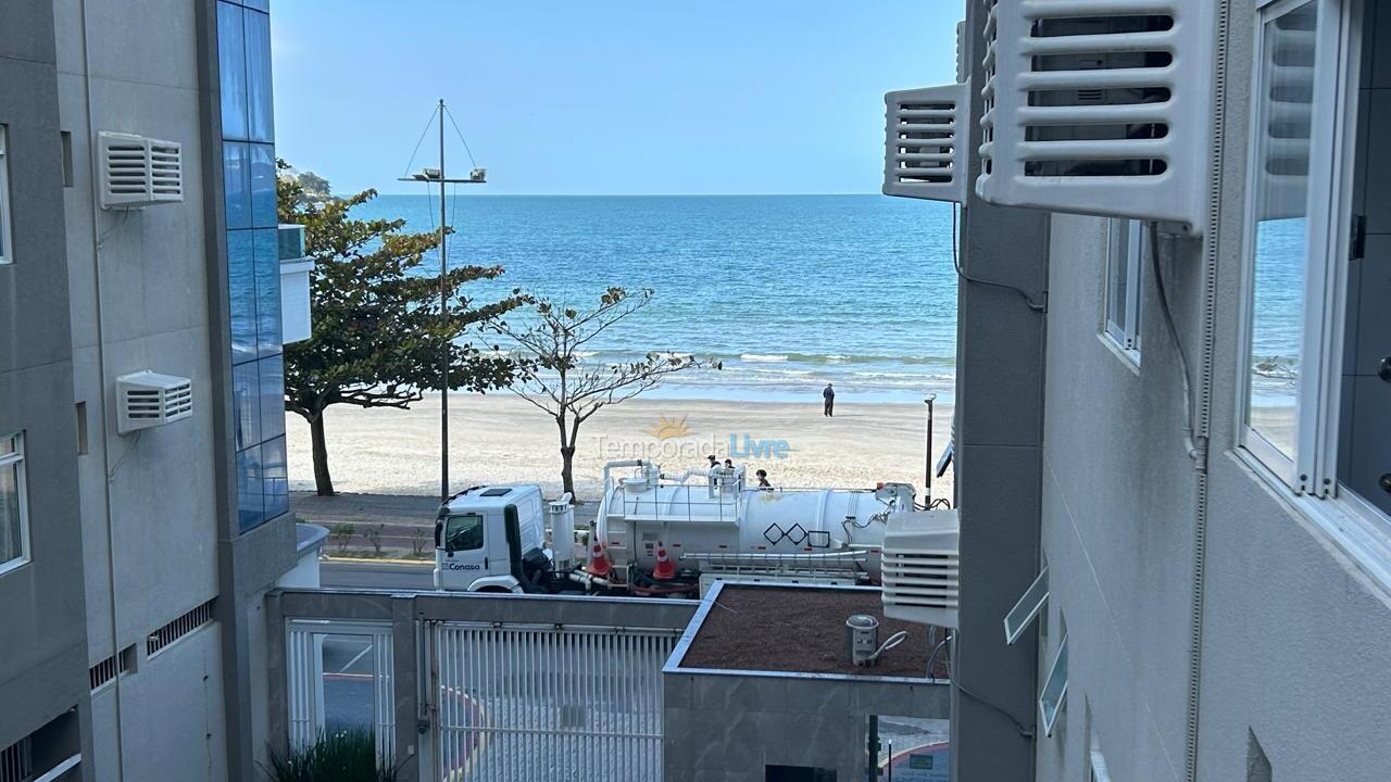 Apartment for vacation rental in Itapema (Centro)