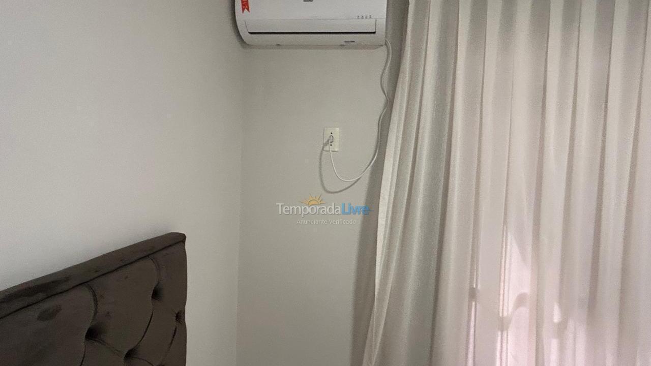 Apartment for vacation rental in Itapema (Centro)