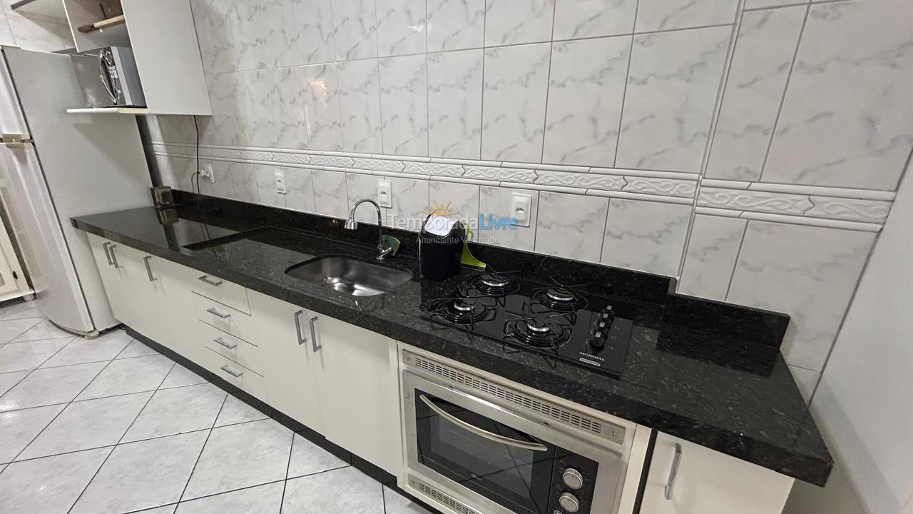 Apartment for vacation rental in Itapema (Centro)