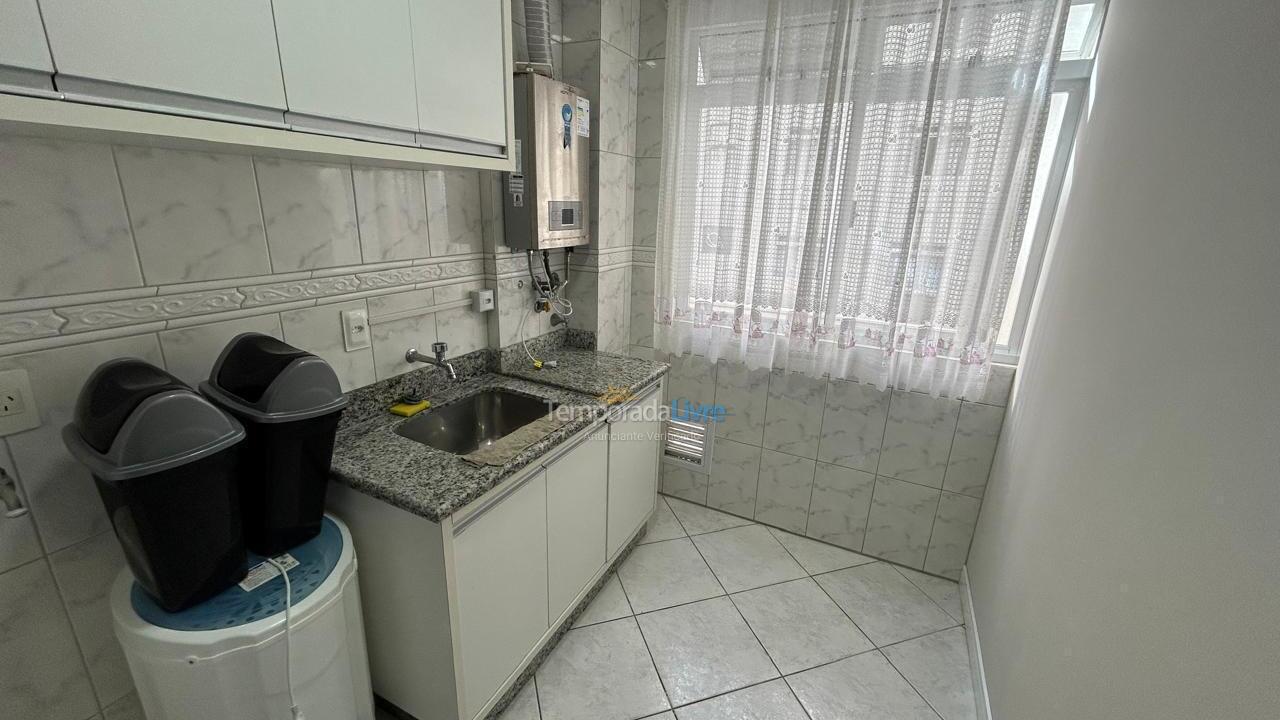 Apartment for vacation rental in Itapema (Centro)