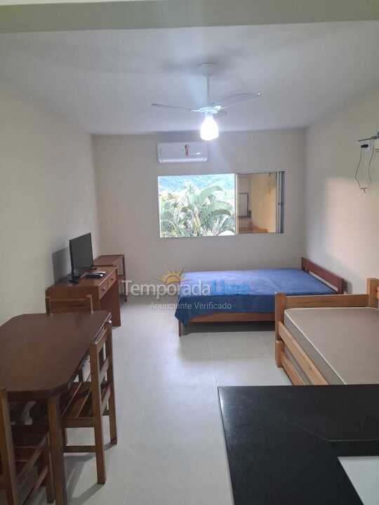 Apartamento para alquiler de vacaciones em Ubatuba (Praia das Toninhas)