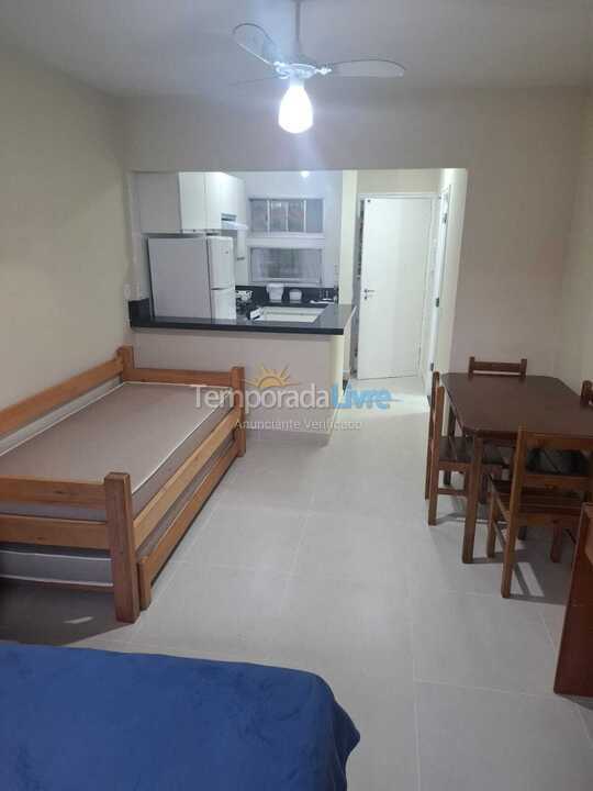 Apartamento para alquiler de vacaciones em Ubatuba (Praia das Toninhas)