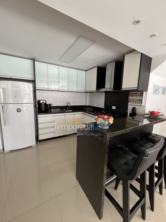 Casa para aluguel de temporada em Matinhos (Caiobá)